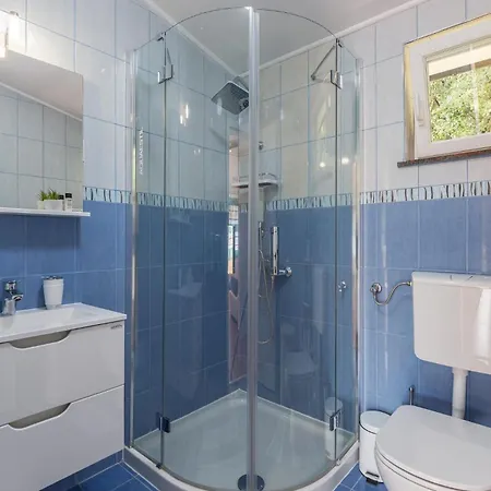 1 Bedroom In Appartement *